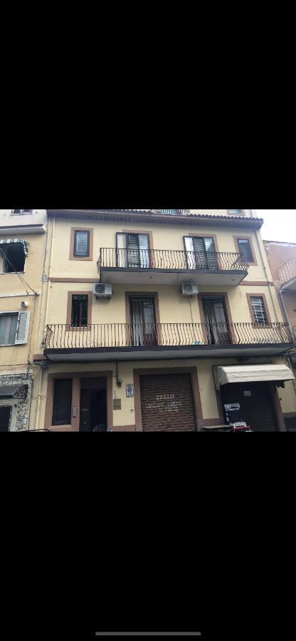 Armonia Lovely Guesthouse 타오르미나 외부 사진